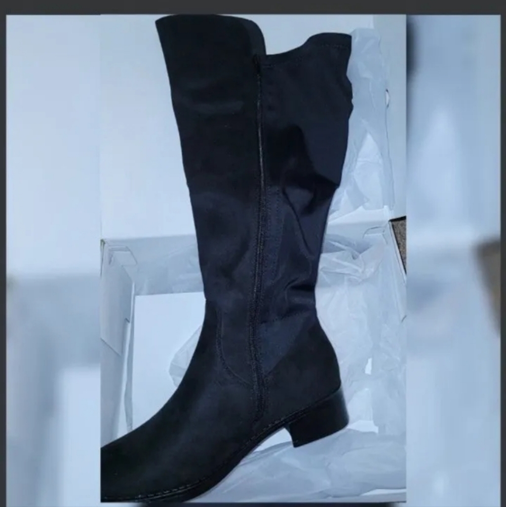 Women's Evans Kali Faux Suede Tall Wide Fit/Wide Calf Boot Size US 9 Black NWB